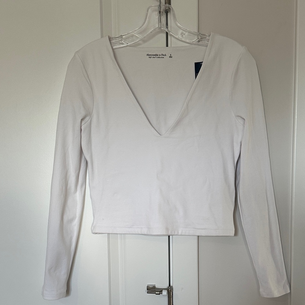 Abercrombie & Fitch V-Neck White Long Sleeve Top